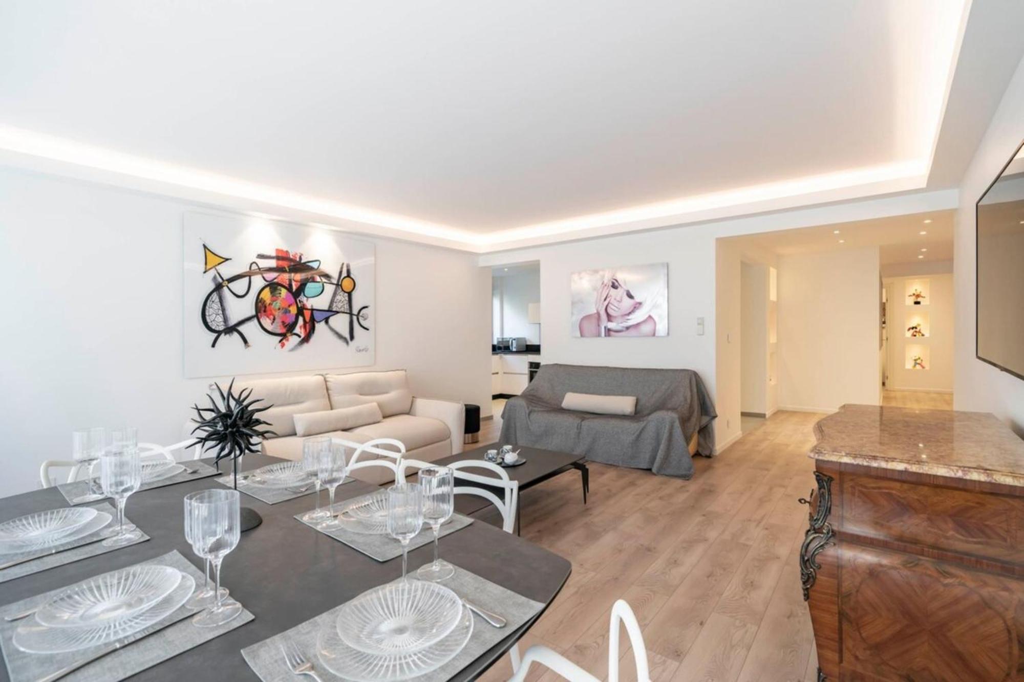 Hébergement de vacances Very 2 Bedroom In The Center Of Completely Renovated Cannes